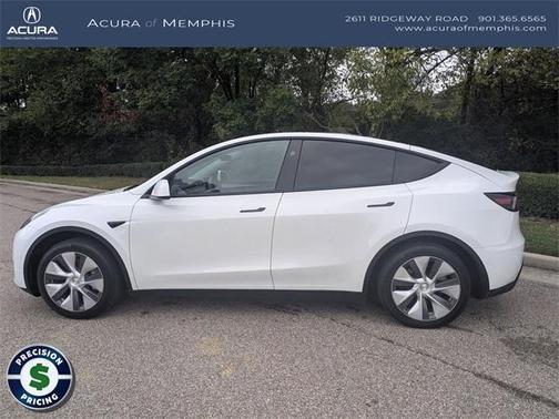 2024 Tesla Model Y Standard Range