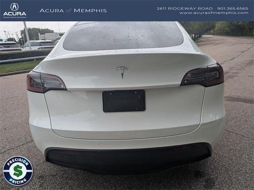 2024 Tesla Model Y Standard Range