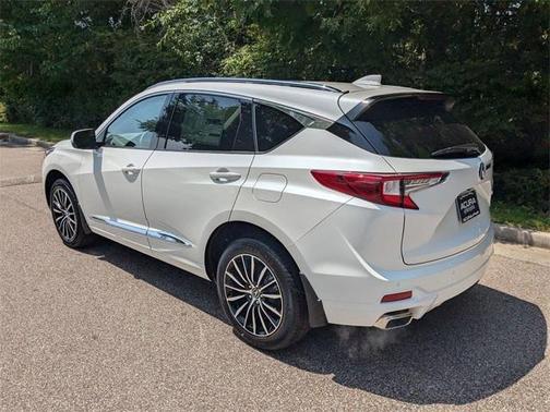 2025 Acura RDX Advance Package