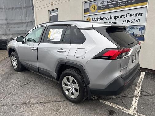 2019 Toyota RAV4 LE