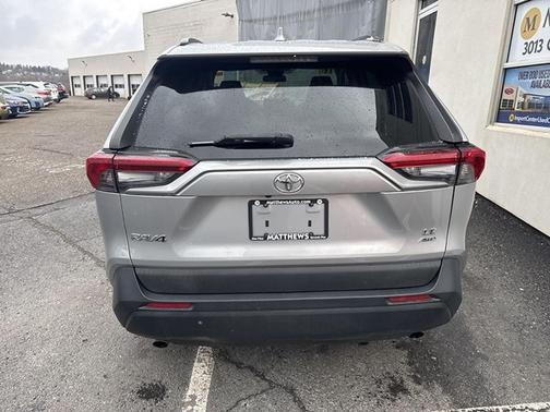2019 Toyota RAV4 LE