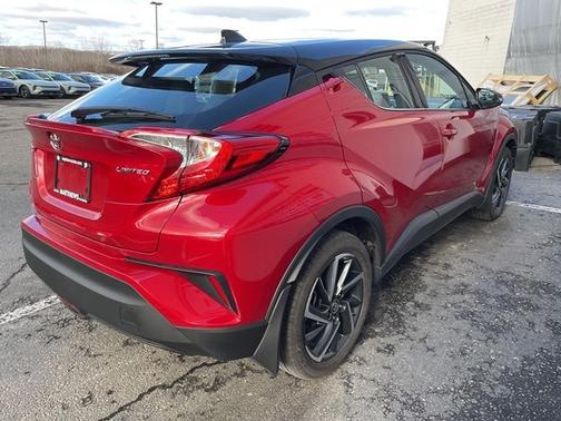 2022 Toyota C-HR Limited