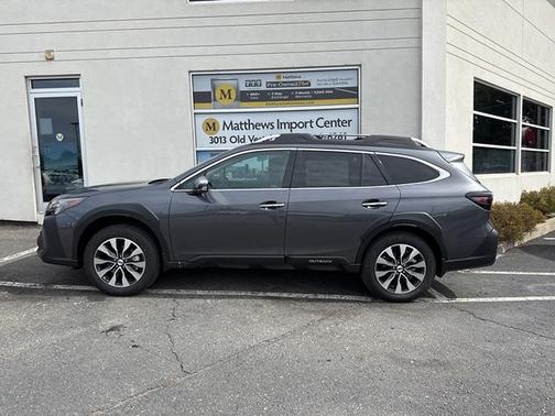 2025 Subaru Outback Touring XT