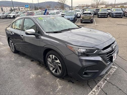 2025 Subaru Legacy Touring XT