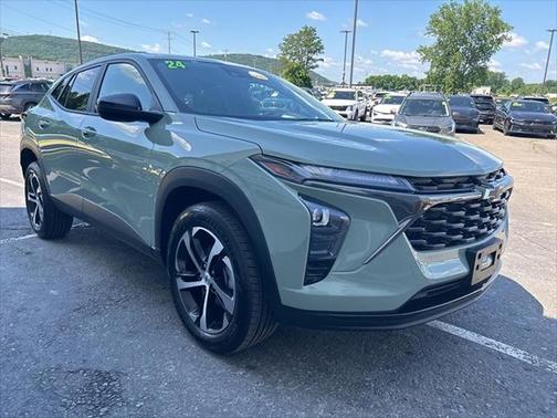 2024 Chevrolet Trax FWD 1RS