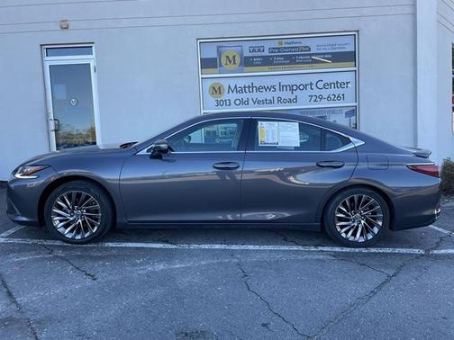 2024 Lexus ES 300h Ultra Luxury