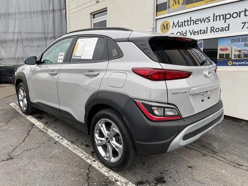 2023 Hyundai KONA SEL