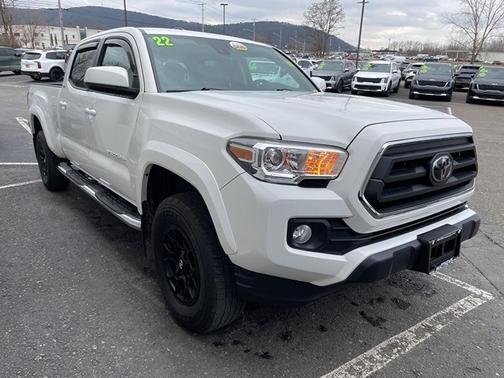 2022 Toyota Tacoma SR5
