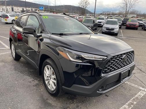 2022 Toyota Corolla Cross LE