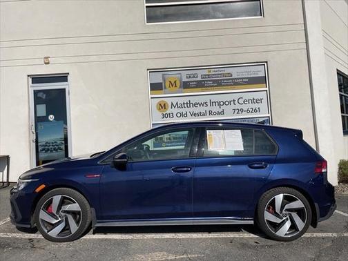 2023 Volkswagen Golf GTI 2.0T SE DSG