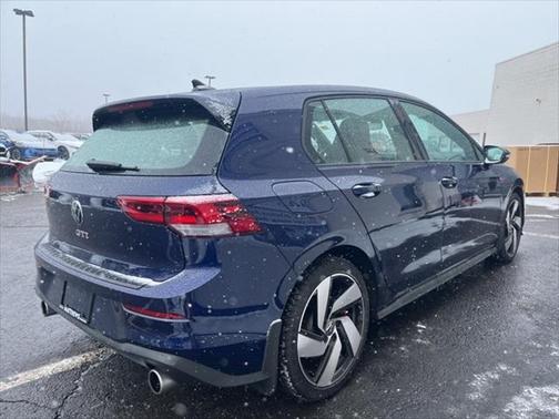 2023 Volkswagen Golf GTI 2.0T SE DSG