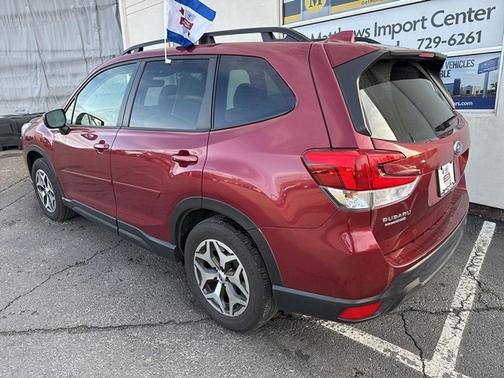 2022 Subaru Forester Premium