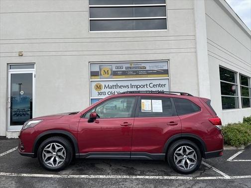 2022 Subaru Forester Premium