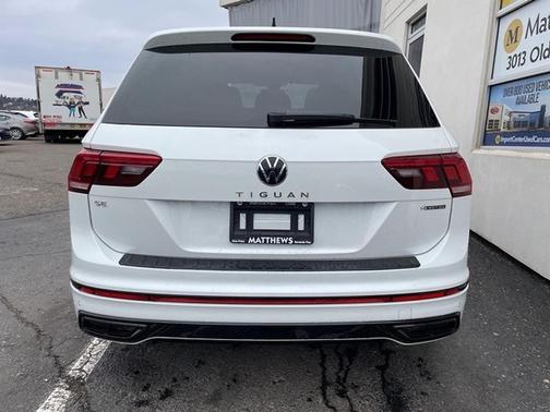 2023 Volkswagen Tiguan 2.0T SE R-Line Black