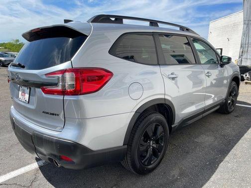 Ice Silver Metallic 2026 Subaru Ascent Premium 7-Passenger