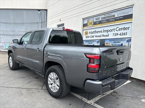 2023 Nissan Frontier SV