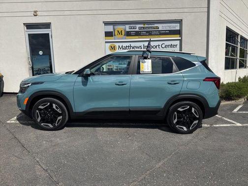Pluton Blue 2024 Kia Seltos SX Turbo