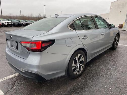 Ice Silver Metallic 2021 Subaru Legacy Premium