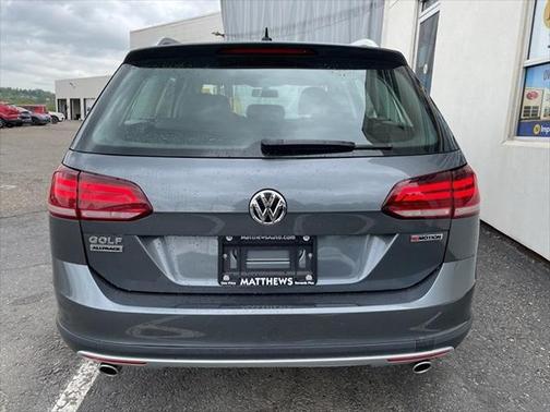 2019 Volkswagen Golf Alltrack TSI S