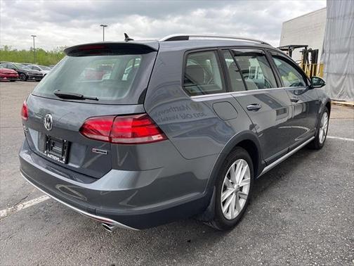 2019 Volkswagen Golf Alltrack TSI S
