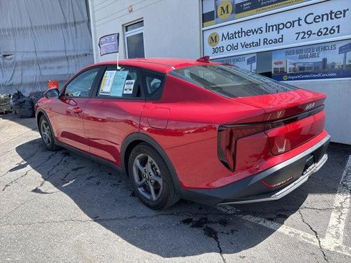 Currant Red 2025 Kia K4 LXS