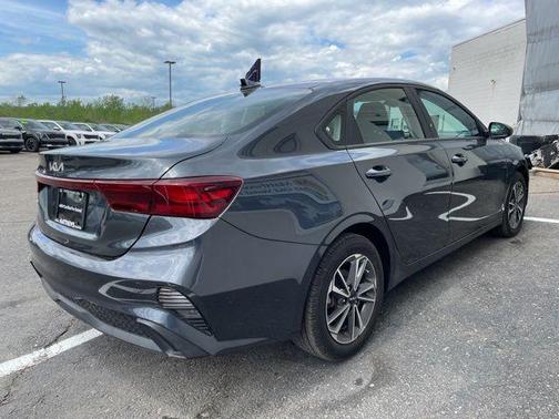 Gravity Gray 2023 Kia Forte LXS