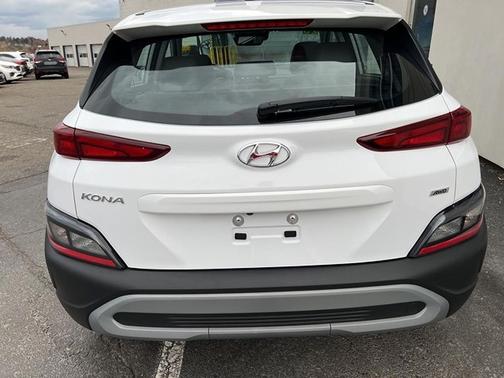 2023 Hyundai KONA SE
