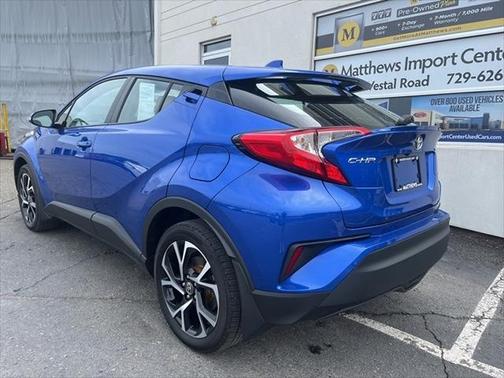 2022 Toyota C-HR XLE