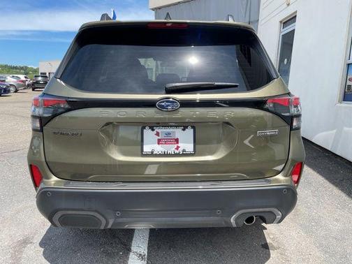 Autumn Green Metallic 2025 Subaru Forester Hybrid Limited