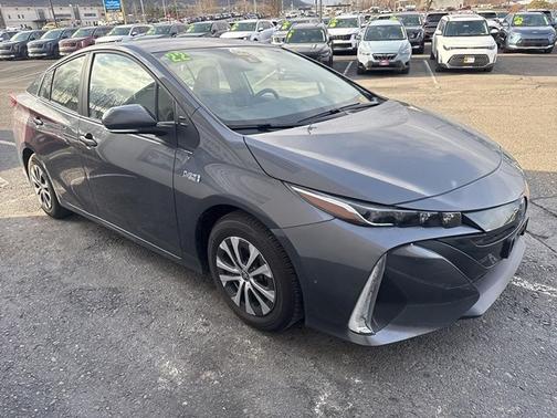 2022 Toyota Prius Prime XLE