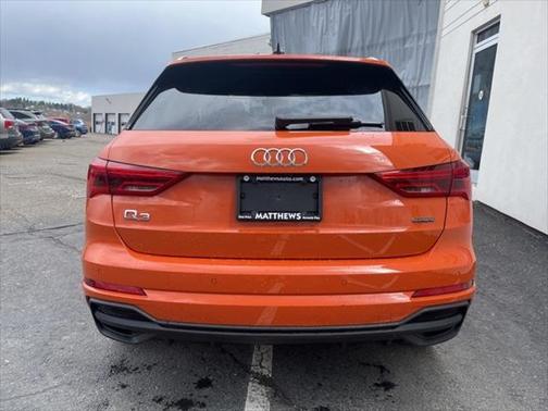 2024 Audi Q3 Premium 45 TFSI S line quattro Tiptronic