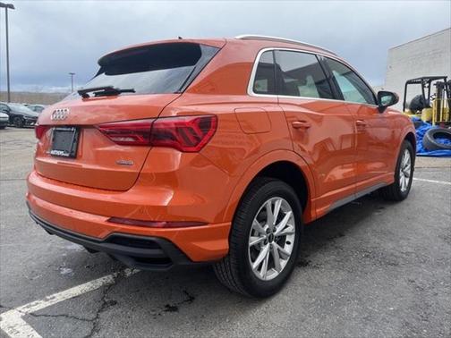 2024 Audi Q3 Premium 45 TFSI S line quattro Tiptronic