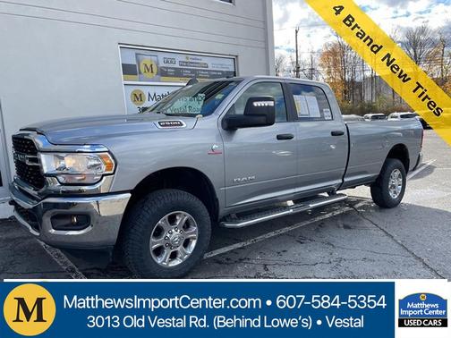 2024 RAM 2500 Big Horn Crew Cab 4x4 8' Box
