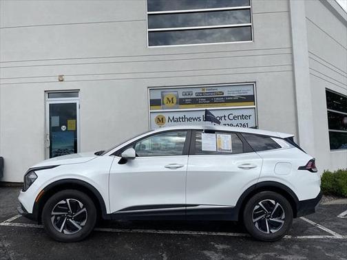2023 Kia Sportage Hybrid LX