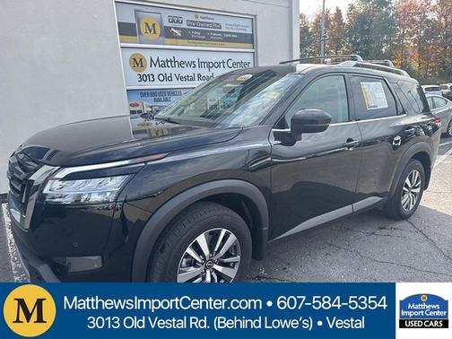 2024 Nissan Pathfinder SL 4WD
