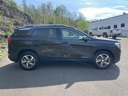 Ebony Twilight Metallic 2020 GMC Terrain SLT