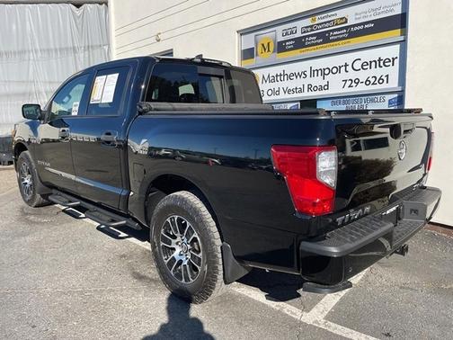 2024 Nissan Titan SV