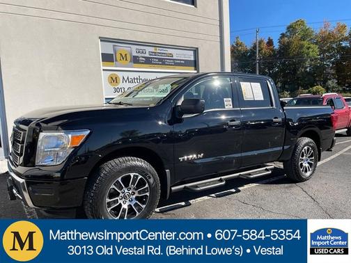 2024 Nissan Titan SV