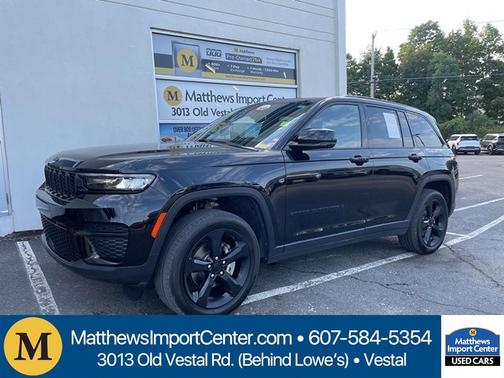 2023 Jeep Grand Cherokee Altitude