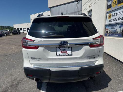 Crystal White Pearl 2023 Subaru Ascent Touring 7-Passenger