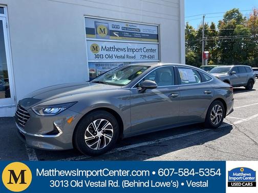2023 Hyundai SONATA Hybrid Base