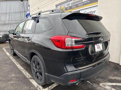 Crystal Black Silica 2024 Subaru Ascent Onyx Edition Limited 7-Passenger