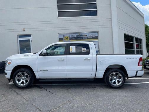 Bright White Clearcoat 2022 RAM 1500 Big Horn/Lone Star