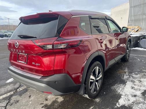 2021 Nissan Rogue SL