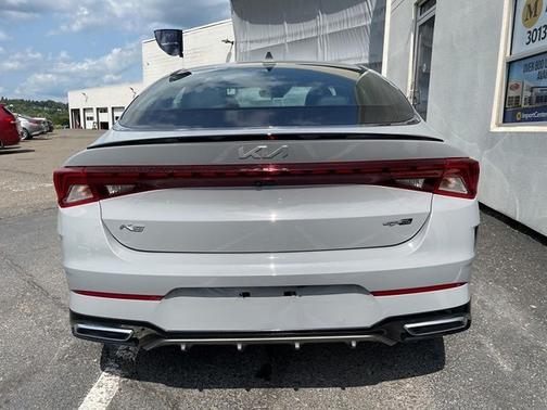 2022 Kia K5 GT-Line