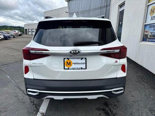Snow White Pearl 2021 Kia Seltos S