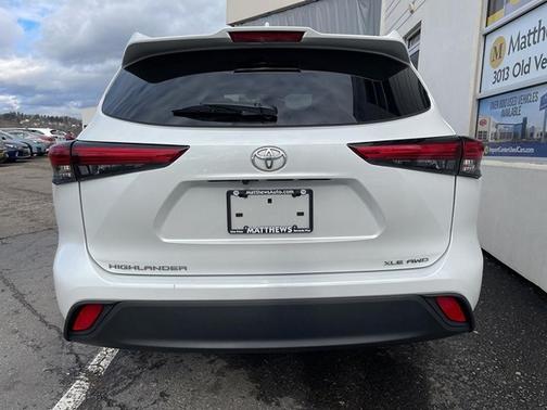 2022 Toyota Highlander XLE