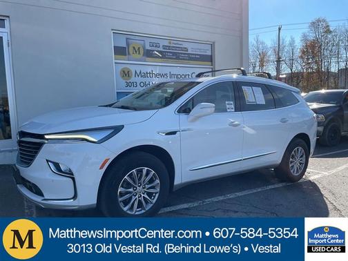 2023 Buick Enclave Essence FWD