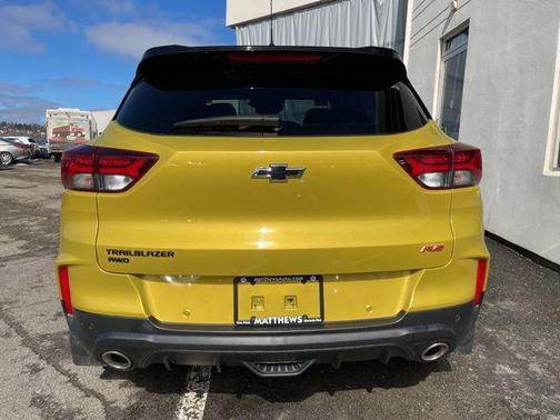 Nitro Yellow Metallic 2023 Chevrolet Trailblazer RS