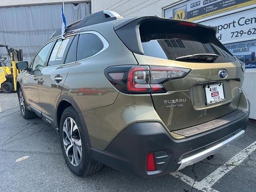 2022 Subaru Outback Touring
